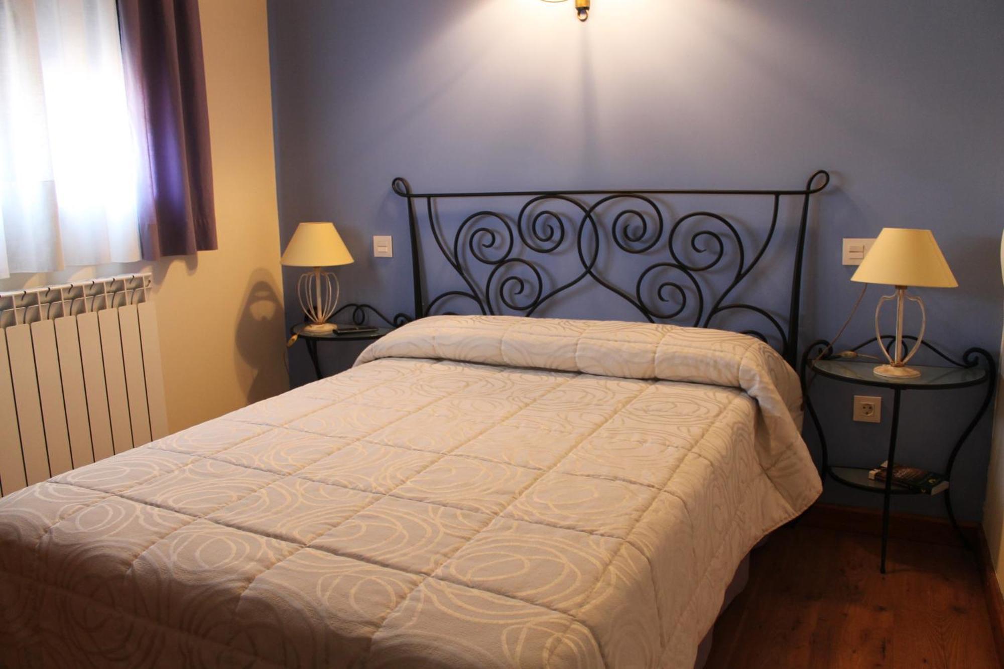 Hotel Rural Restaurante Las Baronas Santa Cruz de la Salceda ภายนอก รูปภาพ